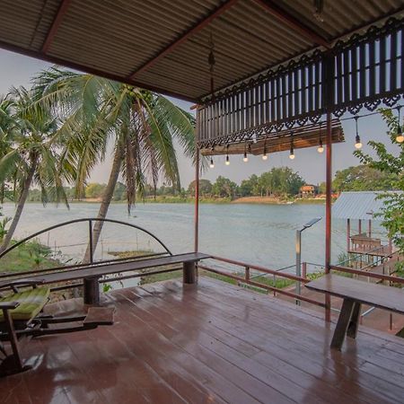 River Flow House Bangtanod Photharam 外观 照片