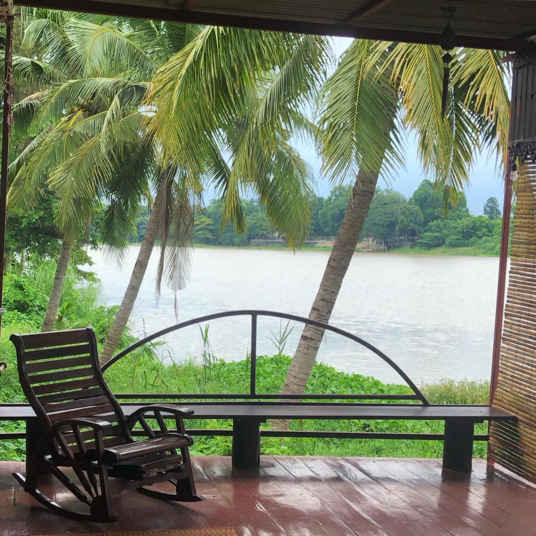 River Flow House Bangtanod Photharam 外观 照片